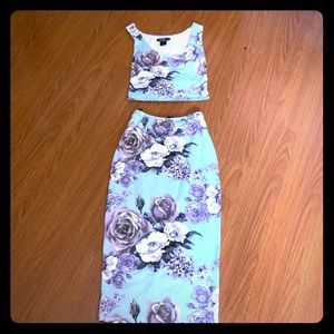 Two piece skirt set